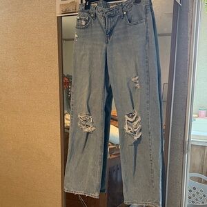 Stylish Blue Distressed Women Jeans